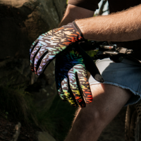 Handup Gloves - Wild Tie Dye